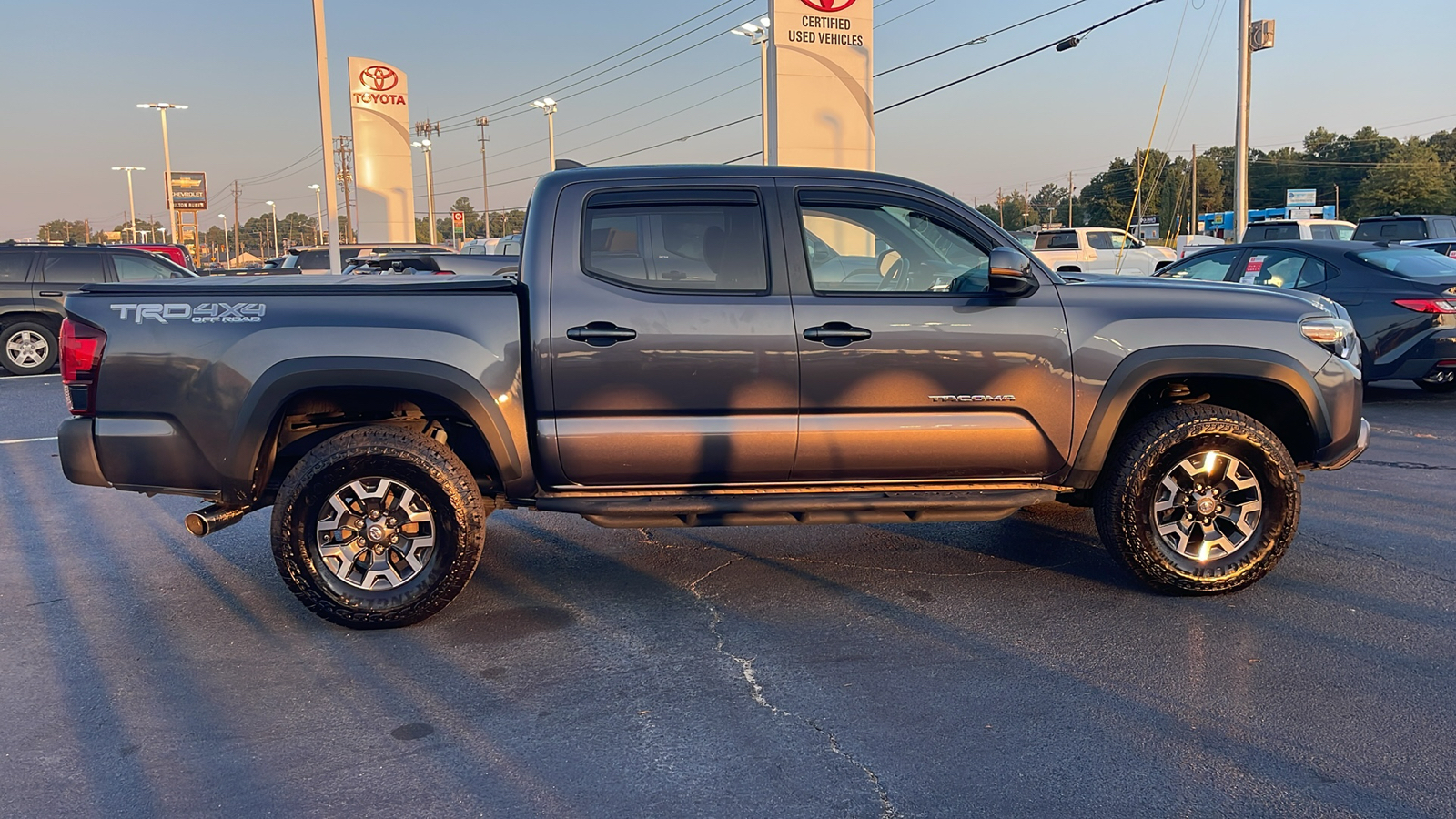 2018 Toyota Tacoma TRD Off-Road 9