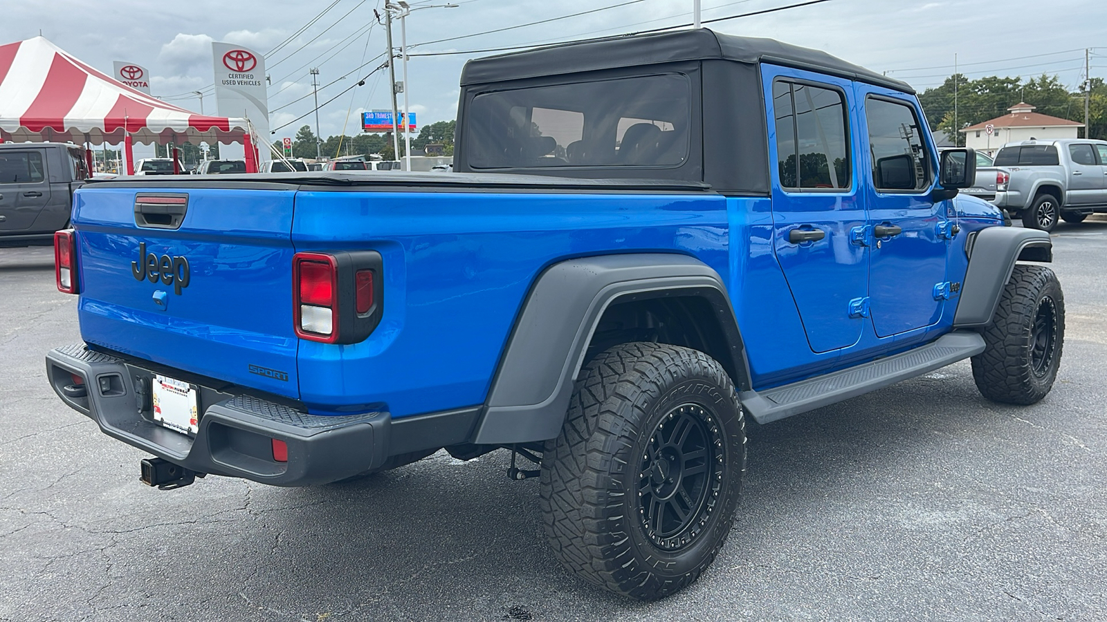 2021 Jeep Gladiator Sport 8