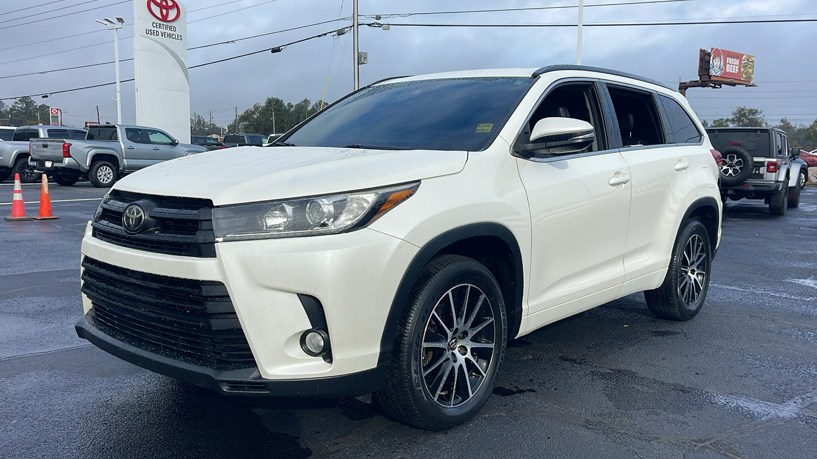 2017 Toyota Highlander SE 4