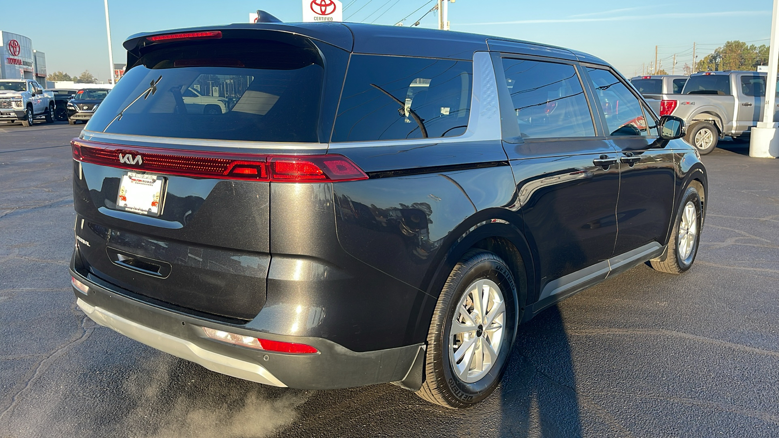 2023 Kia Carnival LX 8