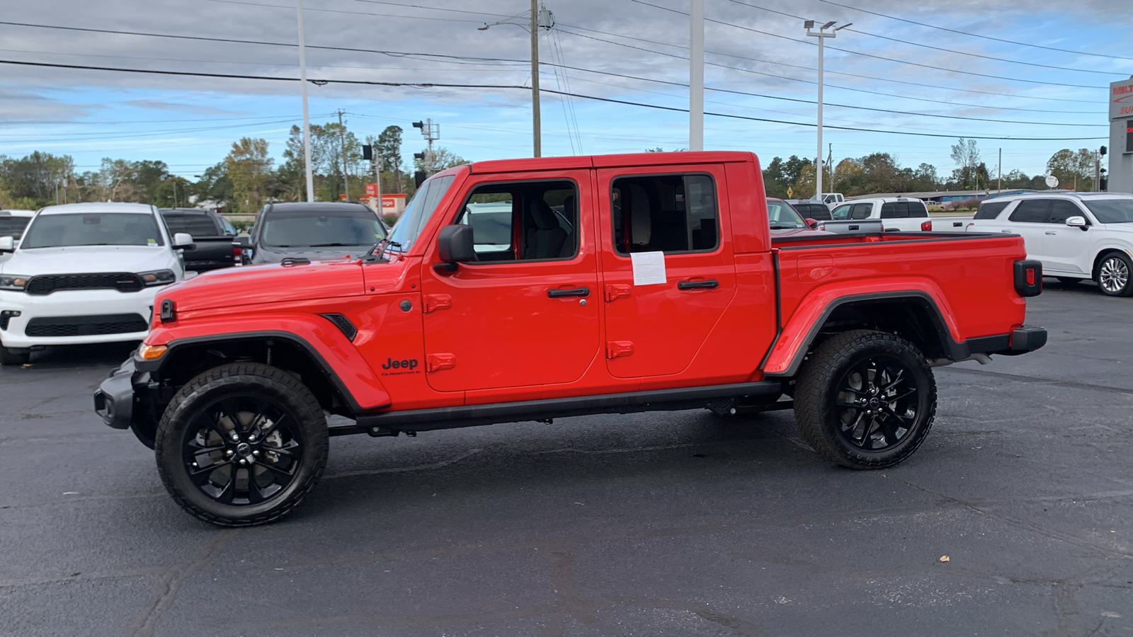 2024 Jeep Gladiator Sport 5