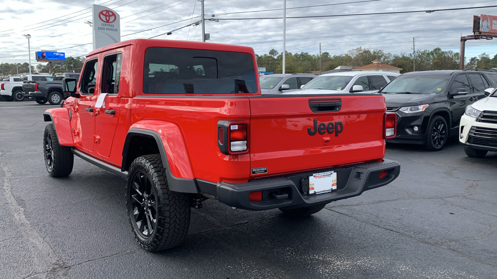 2024 Jeep Gladiator Sport 6