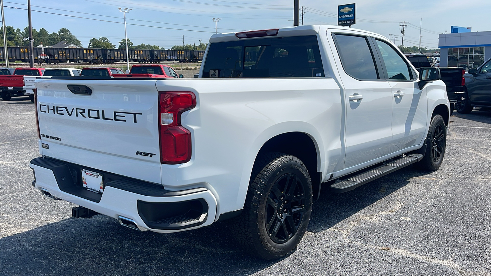 2024 Chevrolet Silverado 1500 RST 8