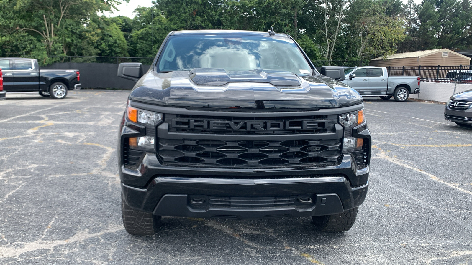 2024 Chevrolet Silverado 1500 Custom Trail Boss 3