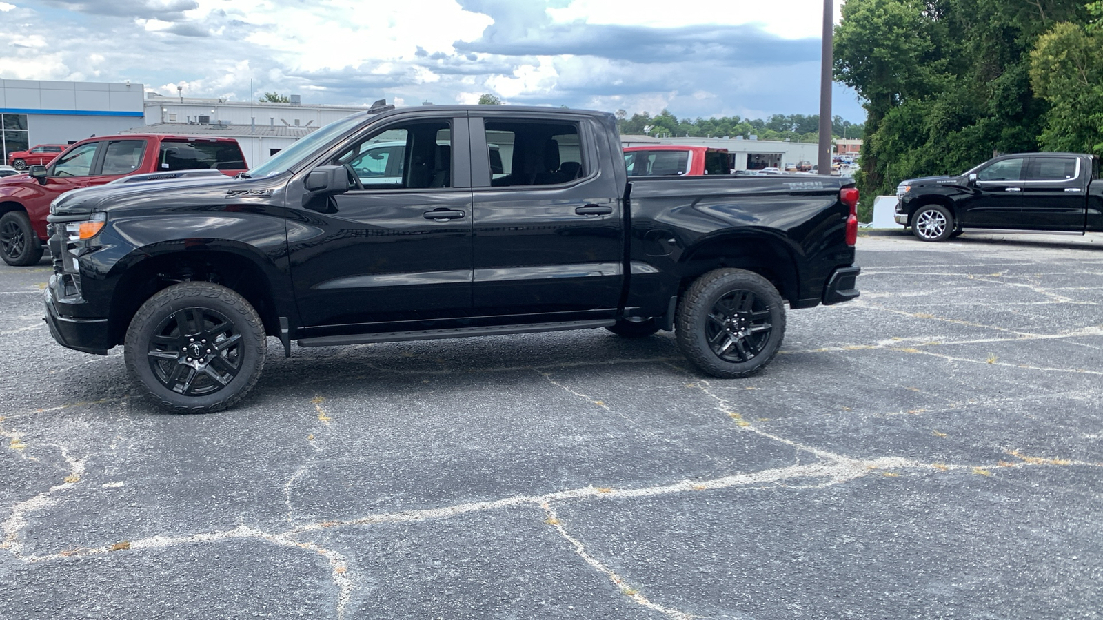 2024 Chevrolet Silverado 1500 Custom Trail Boss 5