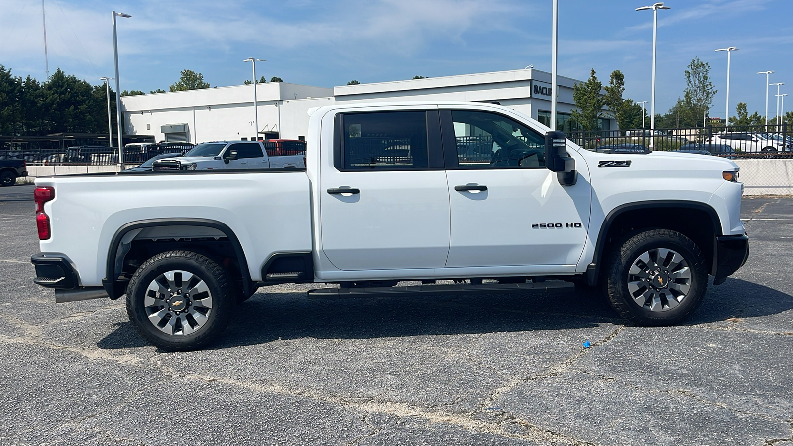 2024 Chevrolet Silverado 2500HD Custom 9