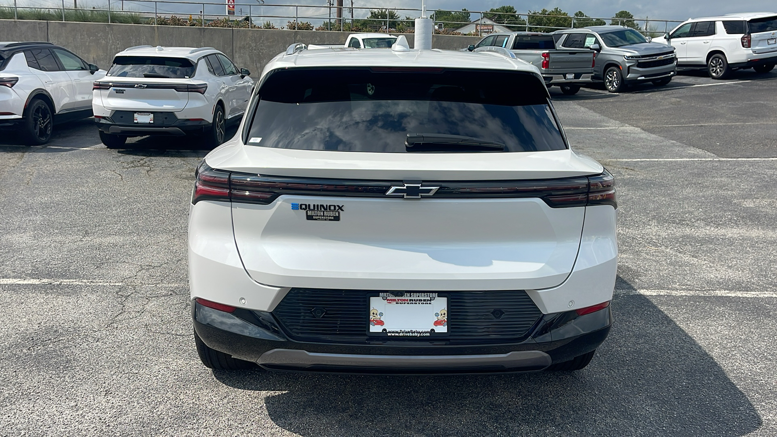 2024 Chevrolet Equinox EV LT 8