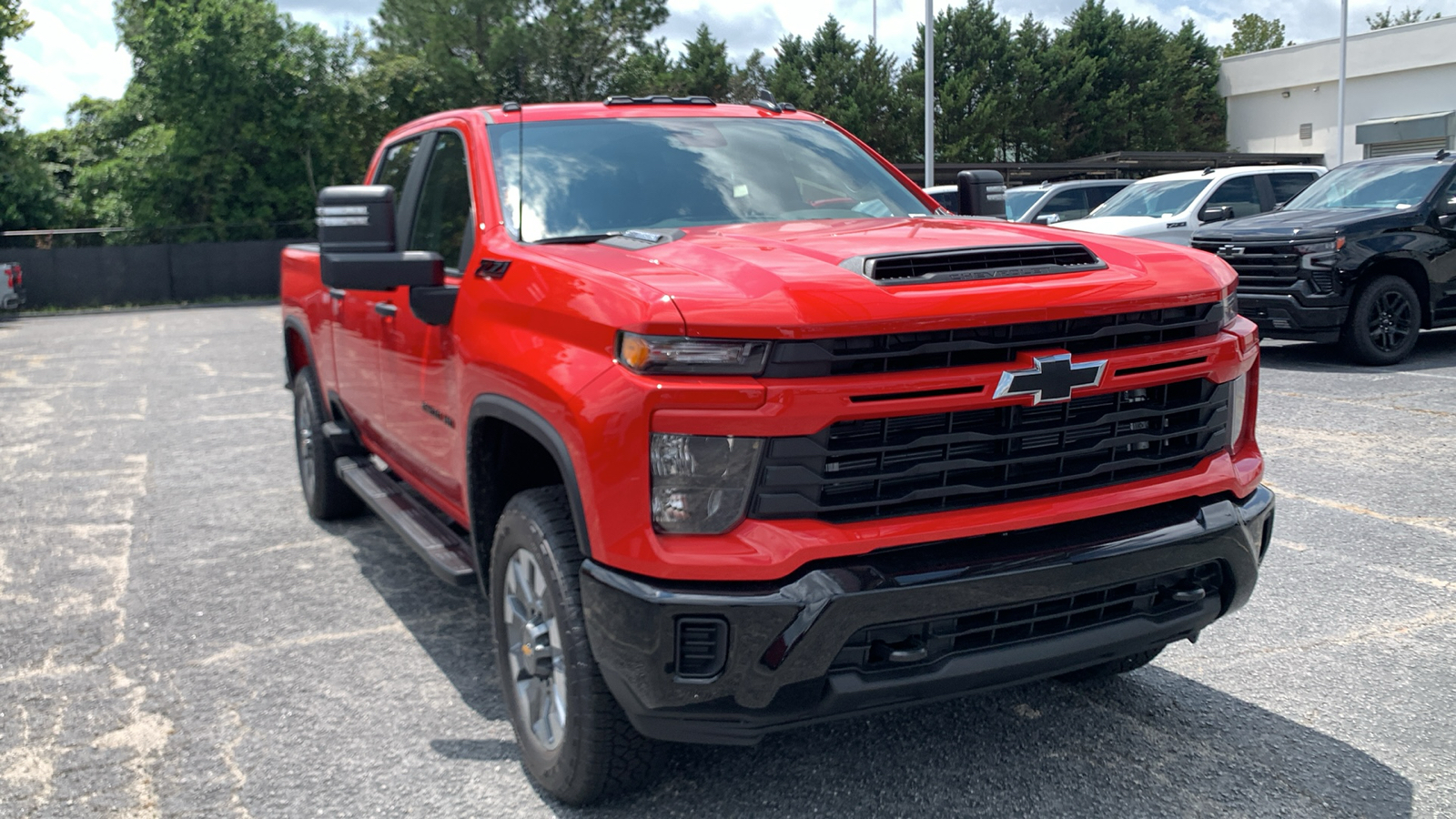 2024 Chevrolet Silverado 2500HD Custom 2