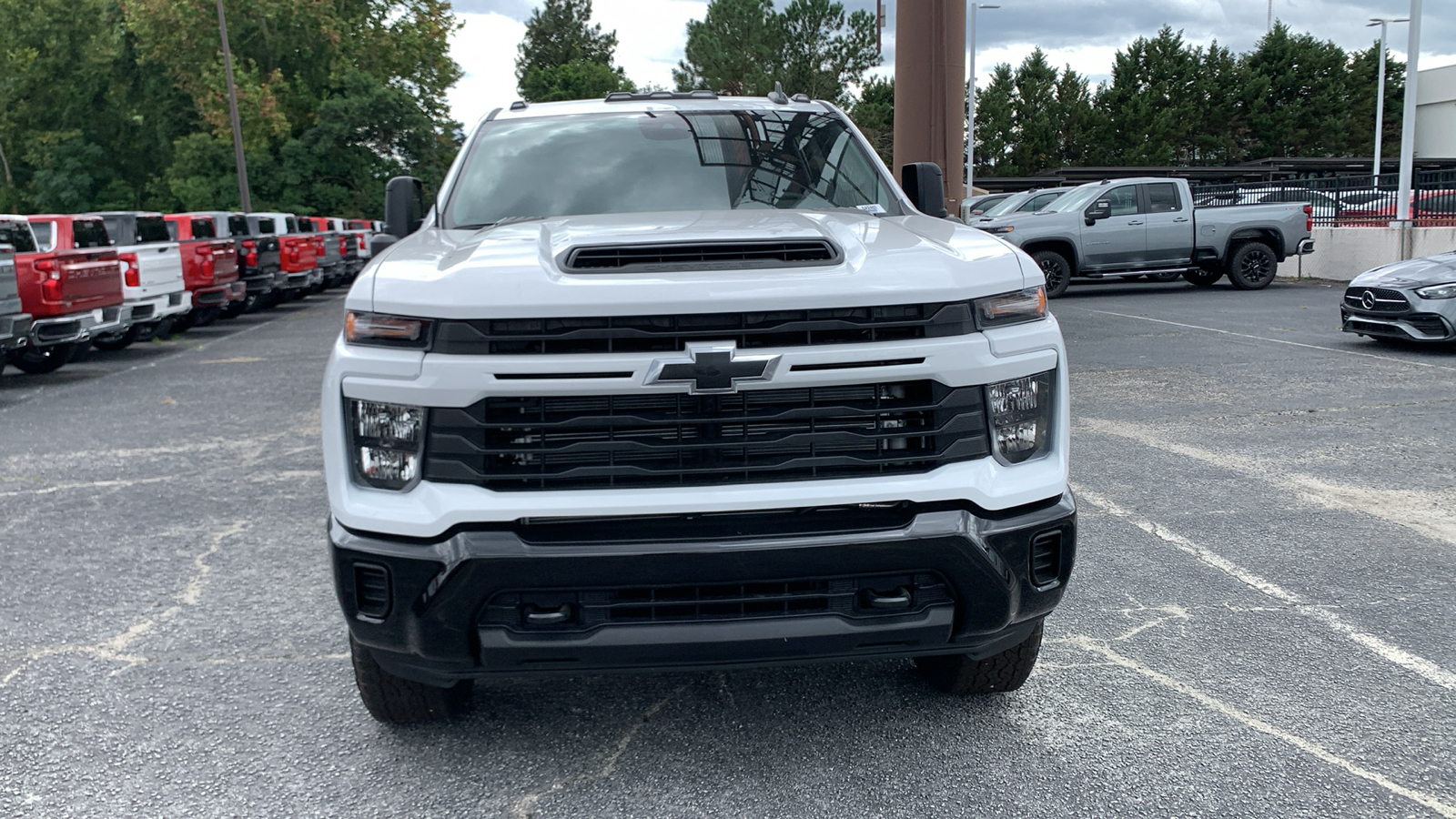 2024 Chevrolet Silverado 2500HD Custom 3