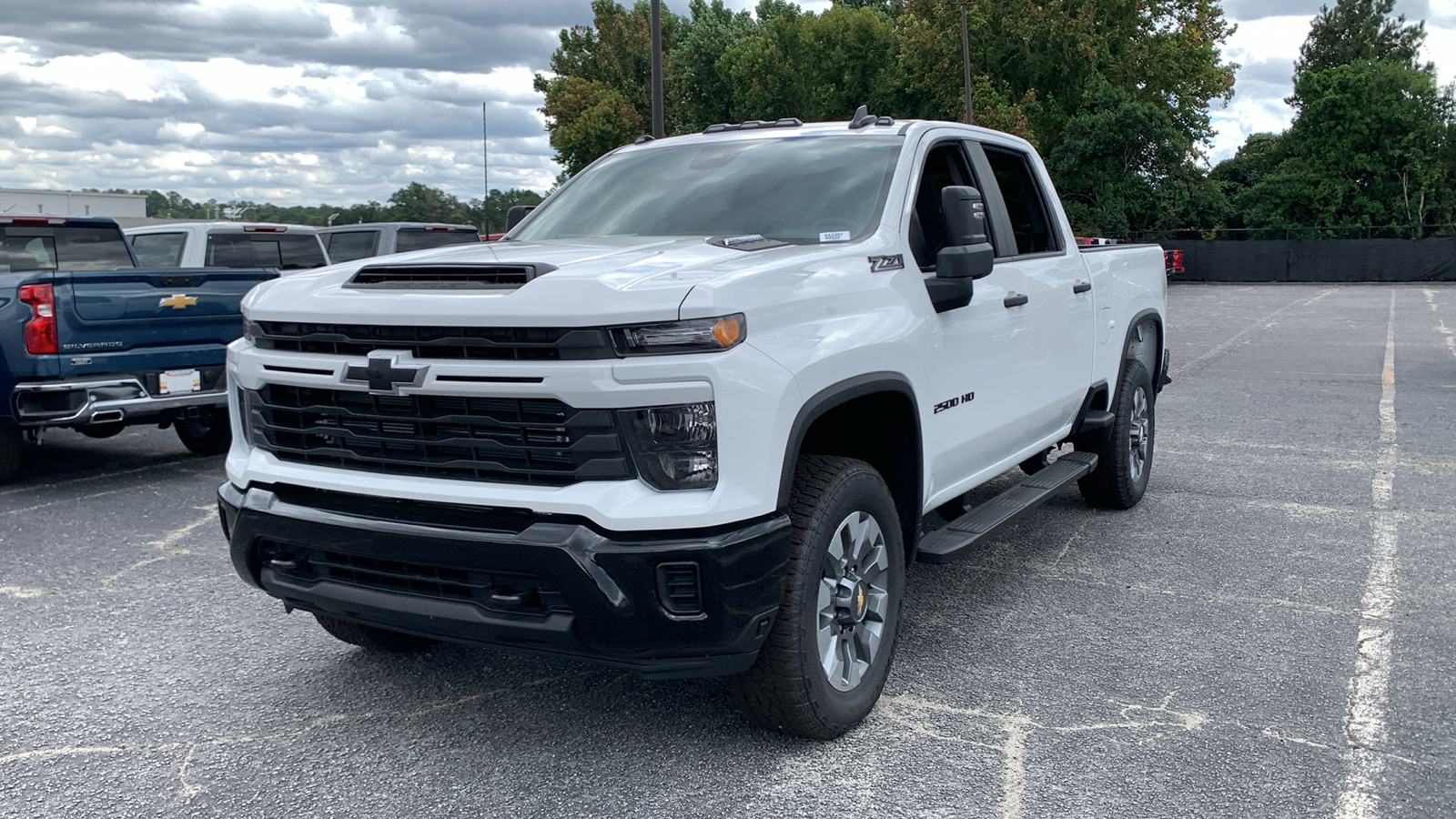 2024 Chevrolet Silverado 2500HD Custom 4