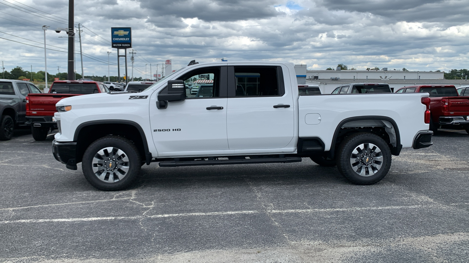 2024 Chevrolet Silverado 2500HD Custom 5