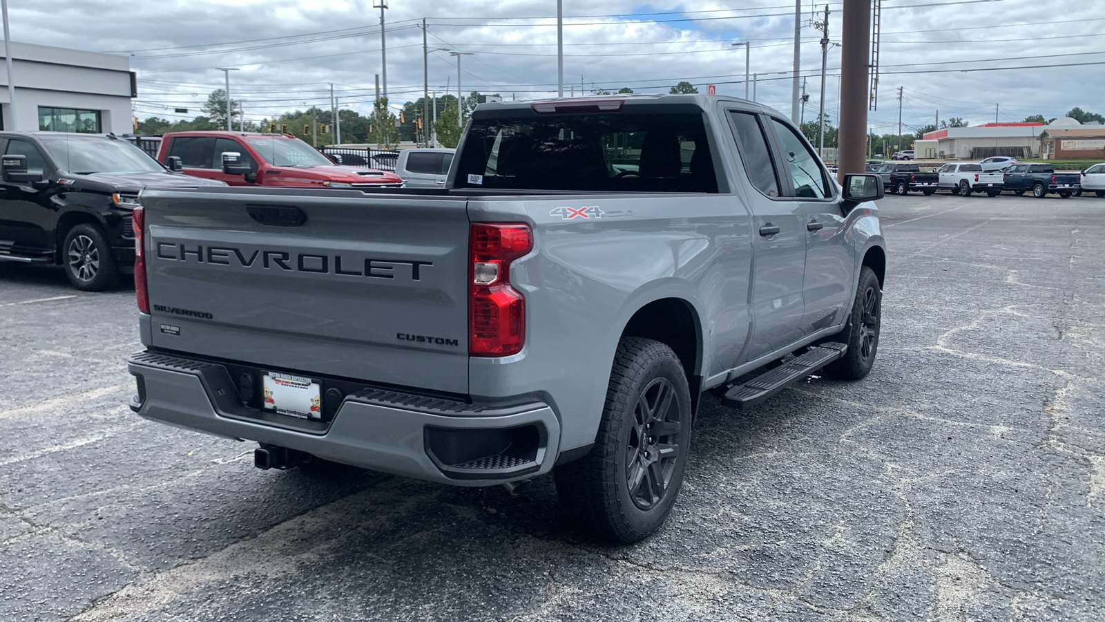 2024 Chevrolet Silverado 1500 Custom 8