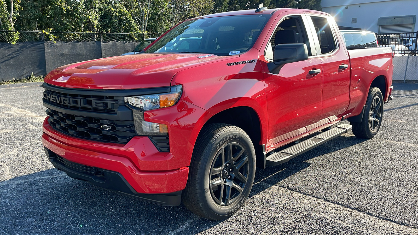 2024 Chevrolet Silverado 1500 Custom 4