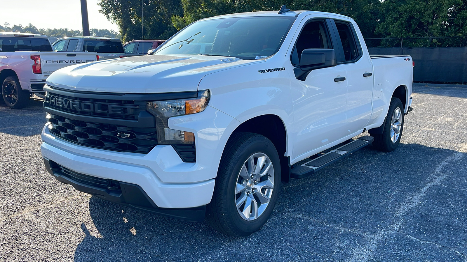 2024 Chevrolet Silverado 1500 Custom 4