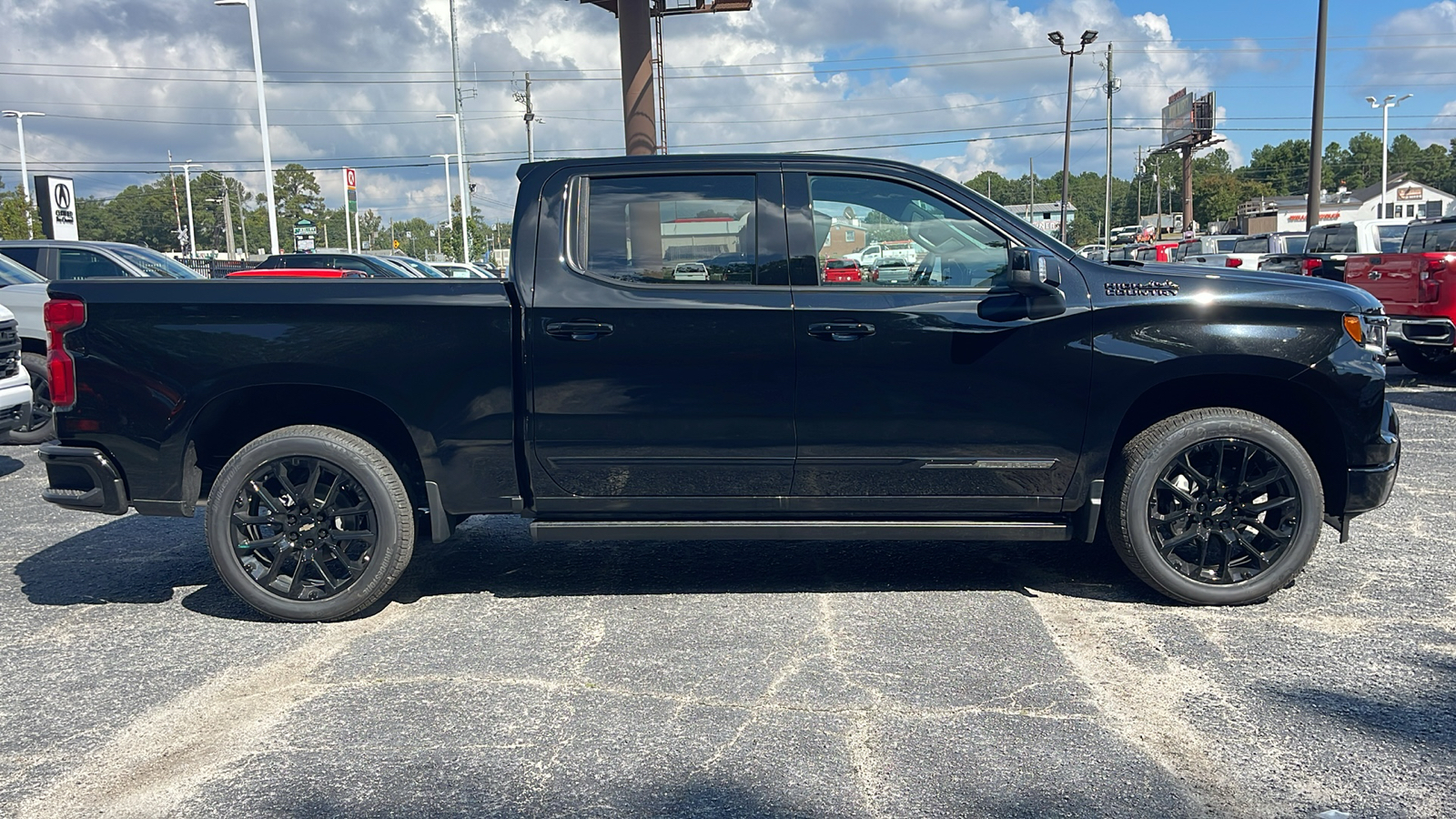 2024 Chevrolet Silverado 1500 High Country 9