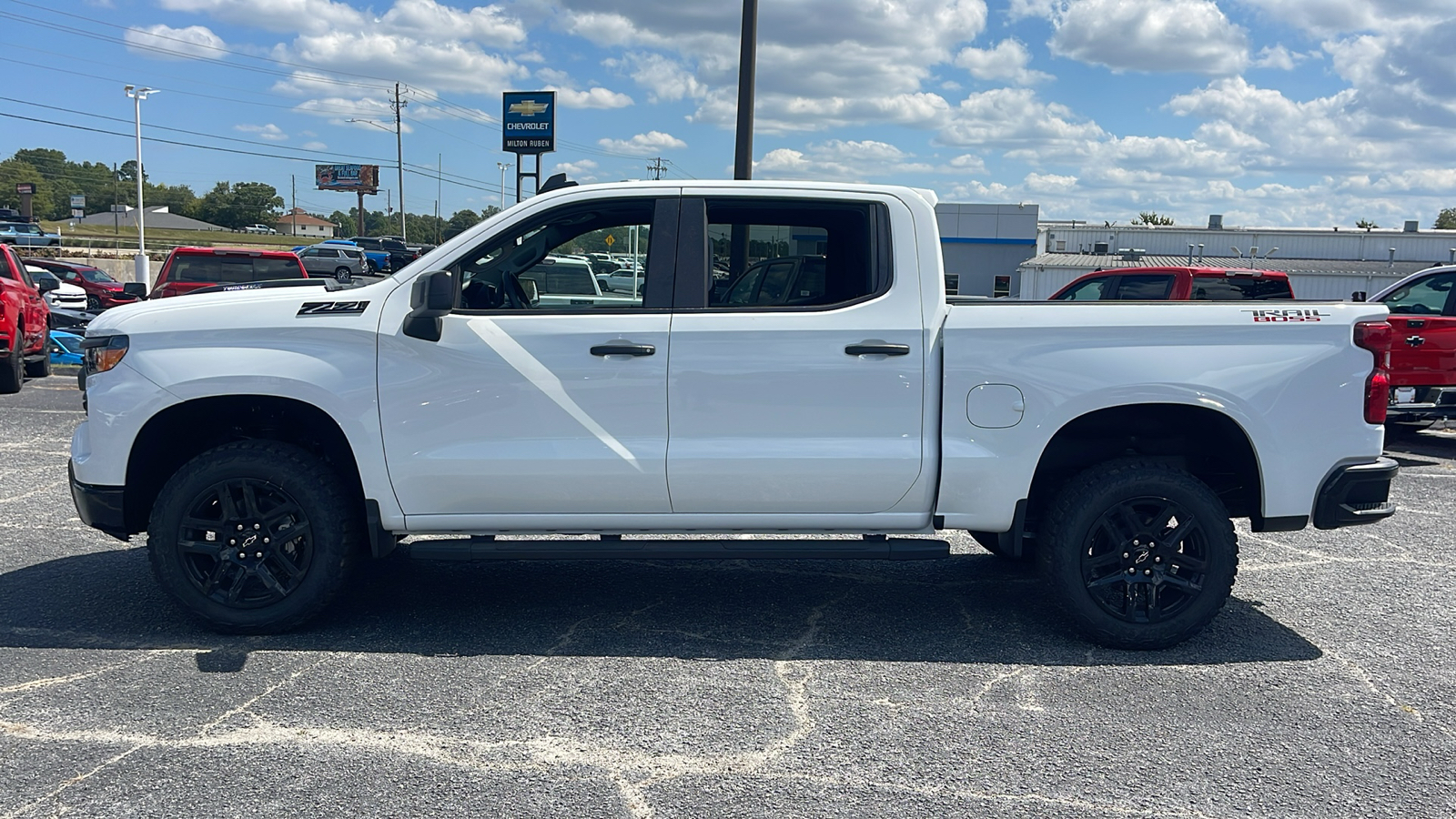 2024 Chevrolet Silverado 1500 Custom Trail Boss 5