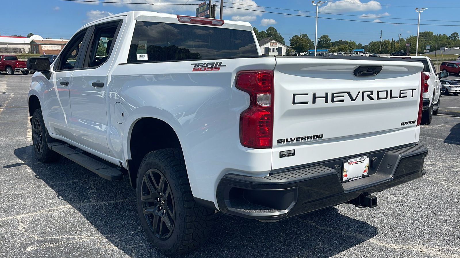 2024 Chevrolet Silverado 1500 Custom Trail Boss 6