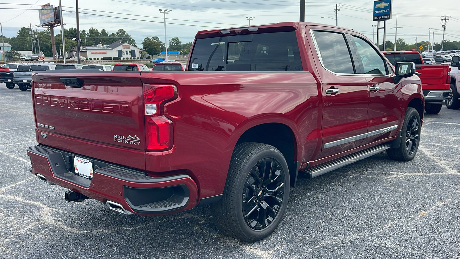 2024 Chevrolet Silverado 1500 High Country 8