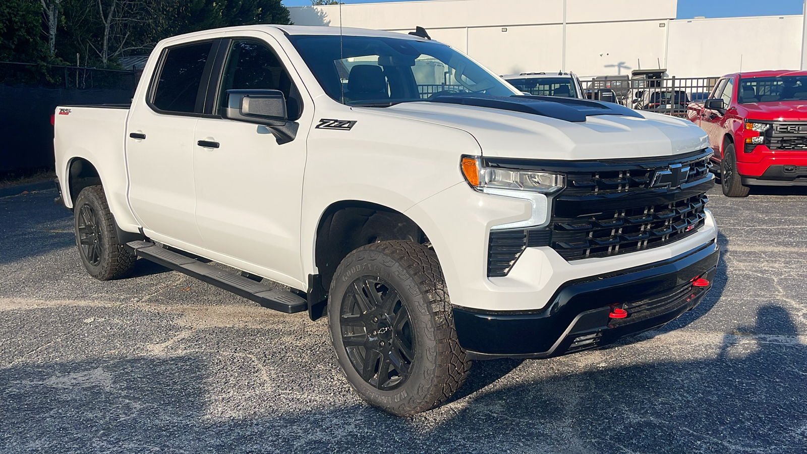 2024 Chevrolet Silverado 1500 LT Trail Boss 2