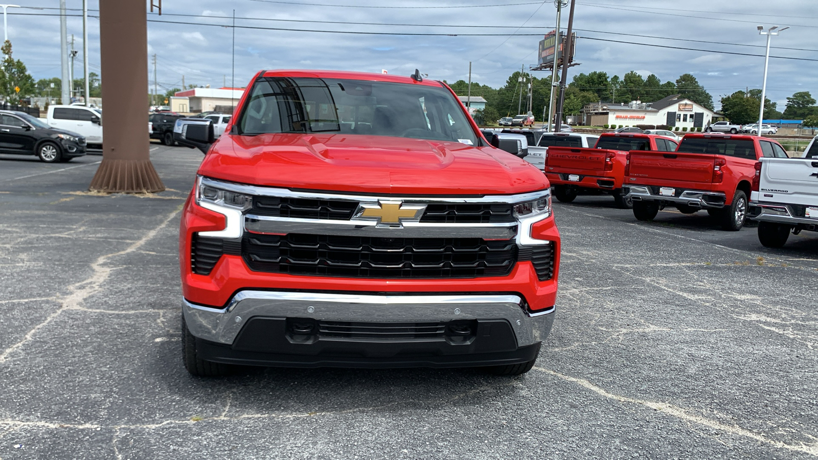 2024 Chevrolet Silverado 1500 LT 3