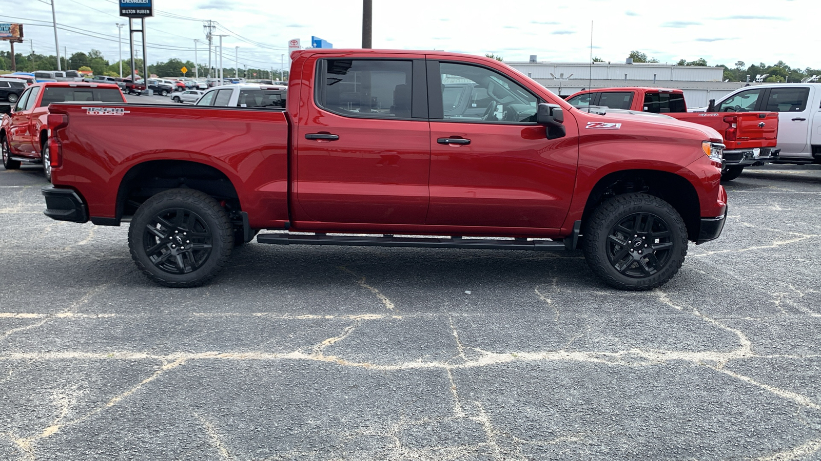 2024 Chevrolet Silverado 1500 LT Trail Boss 9