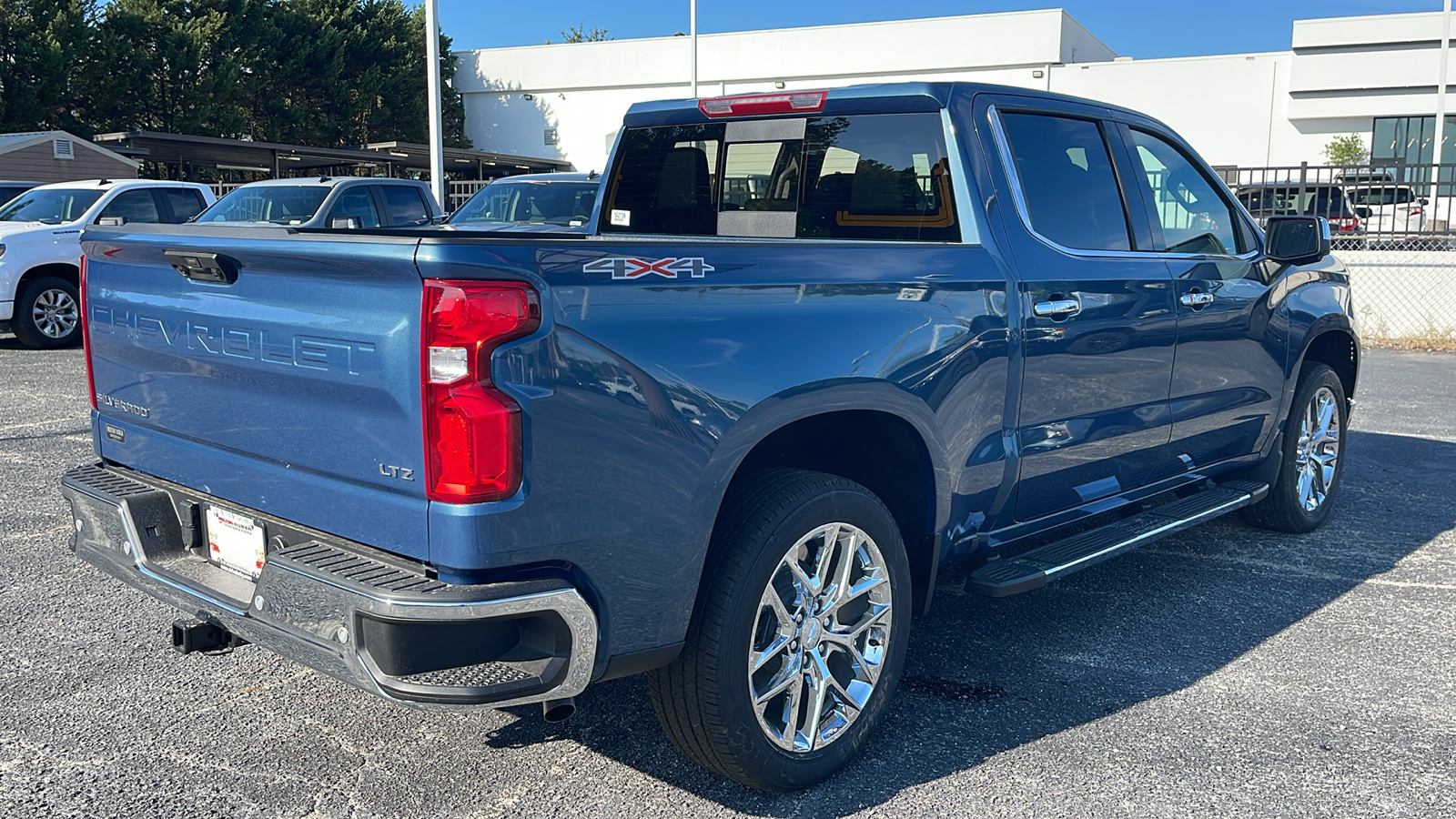 2024 Chevrolet Silverado 1500 LTZ 8