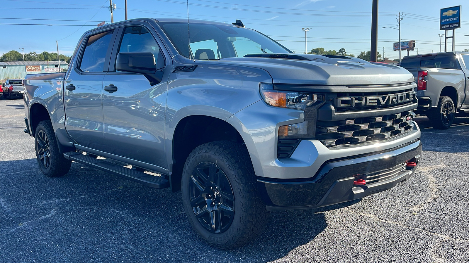 2024 Chevrolet Silverado 1500 Custom Trail Boss 2