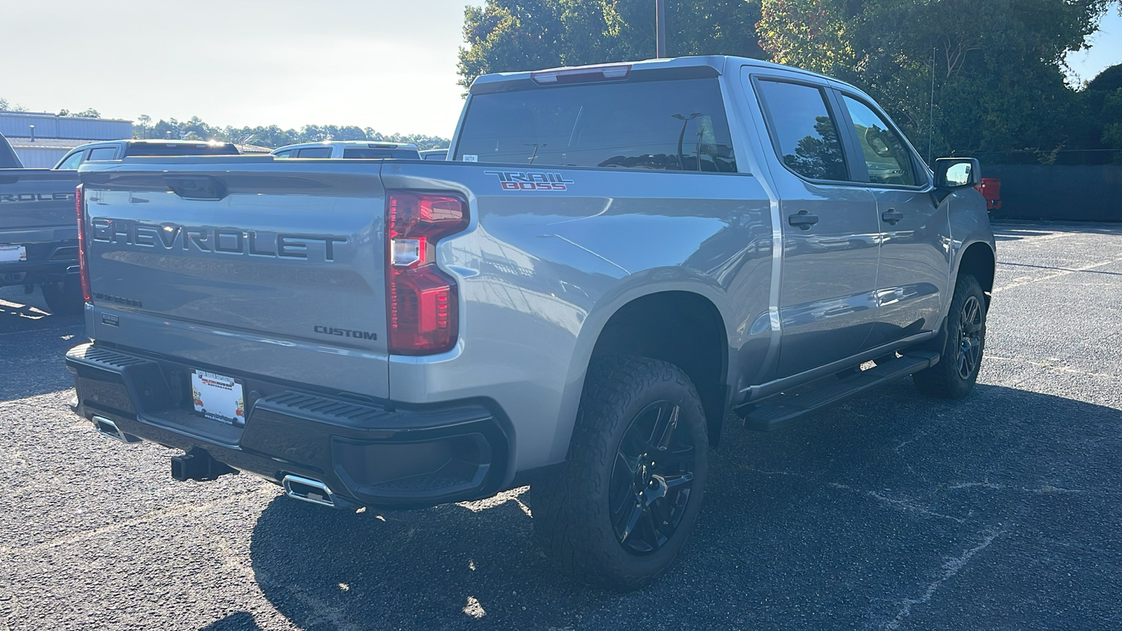 2024 Chevrolet Silverado 1500 Custom Trail Boss 8