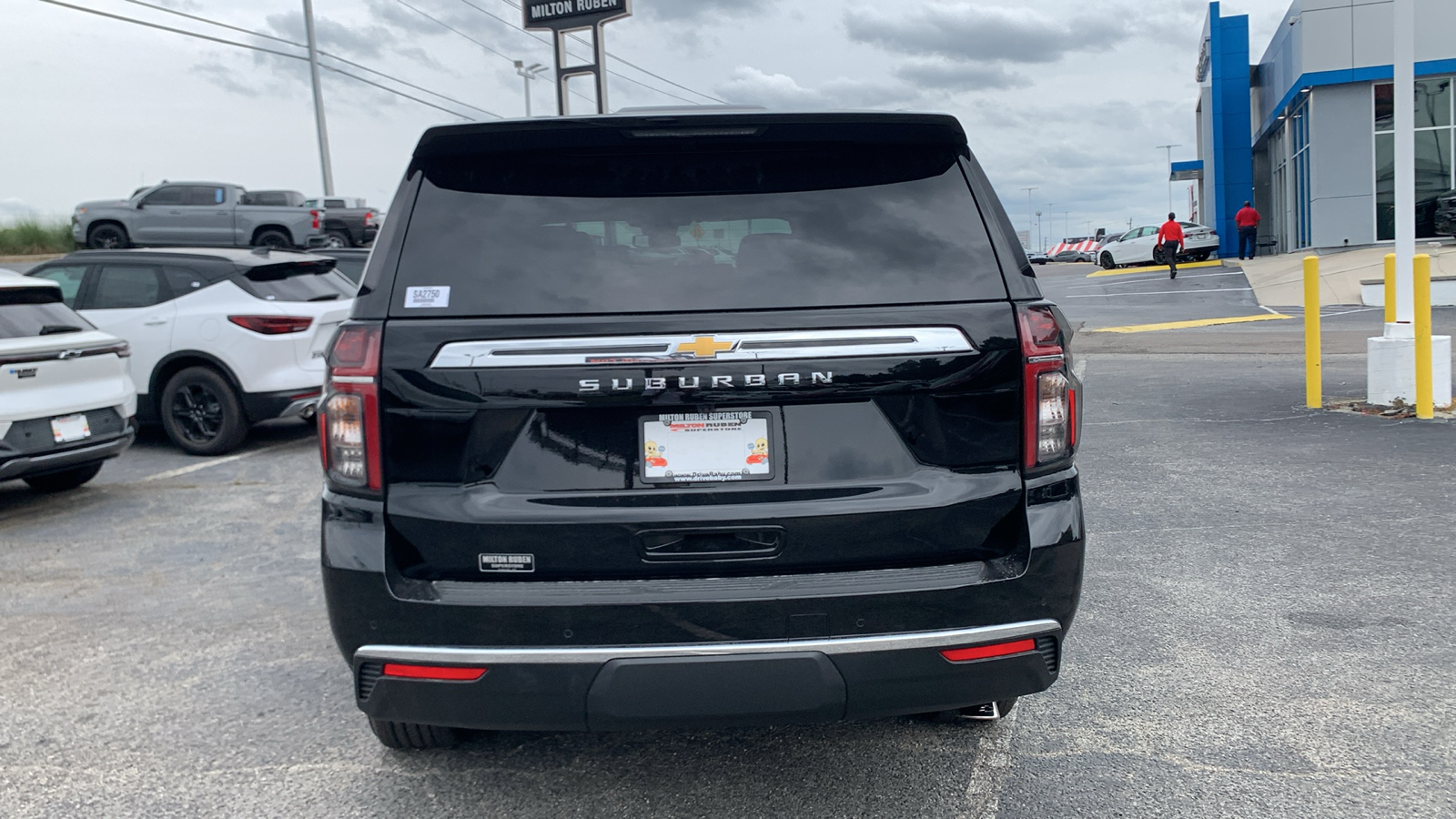 2024 Chevrolet Suburban LS 7