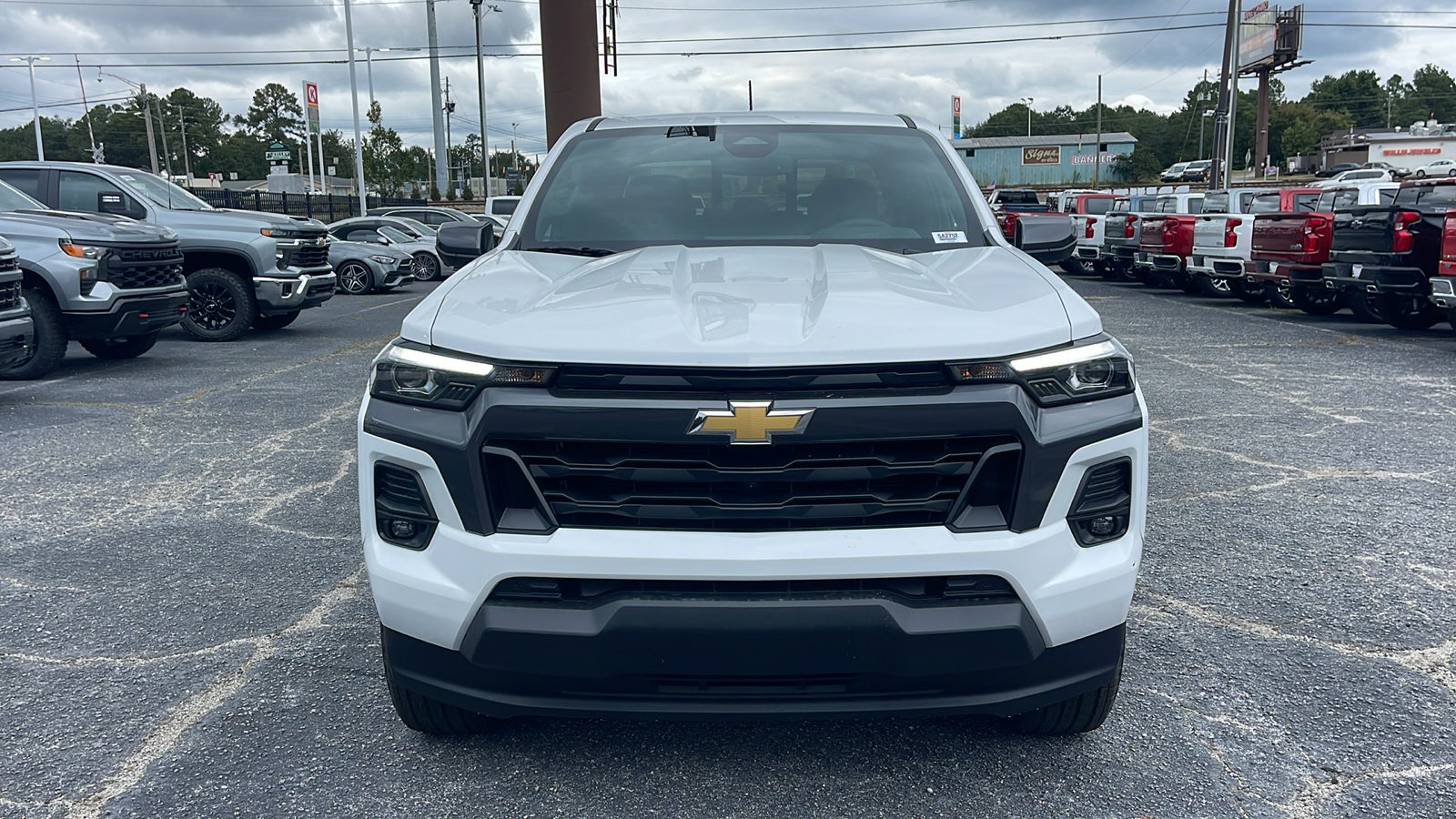 2024 Chevrolet Colorado LT 3