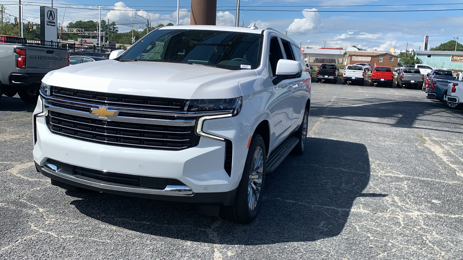 2024 Chevrolet Suburban LT 4