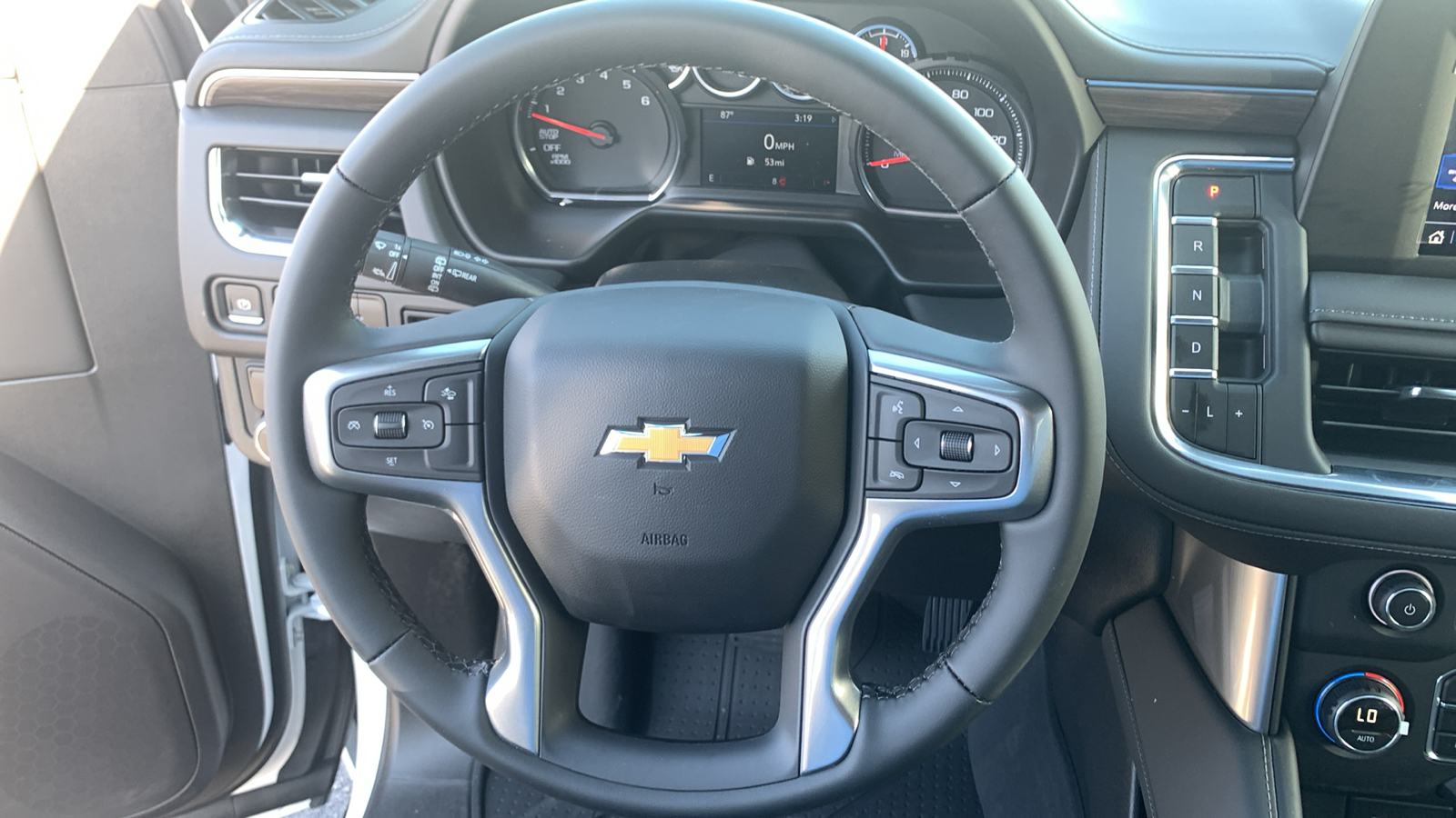 2024 Chevrolet Suburban LS 20