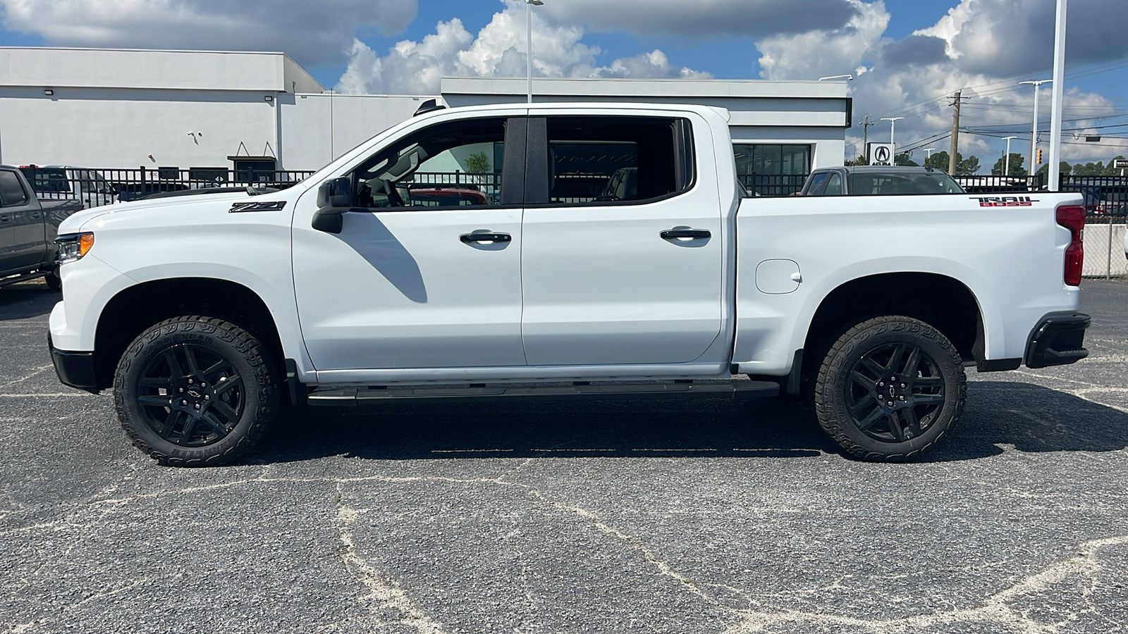 2024 Chevrolet Silverado 1500 LT Trail Boss 5