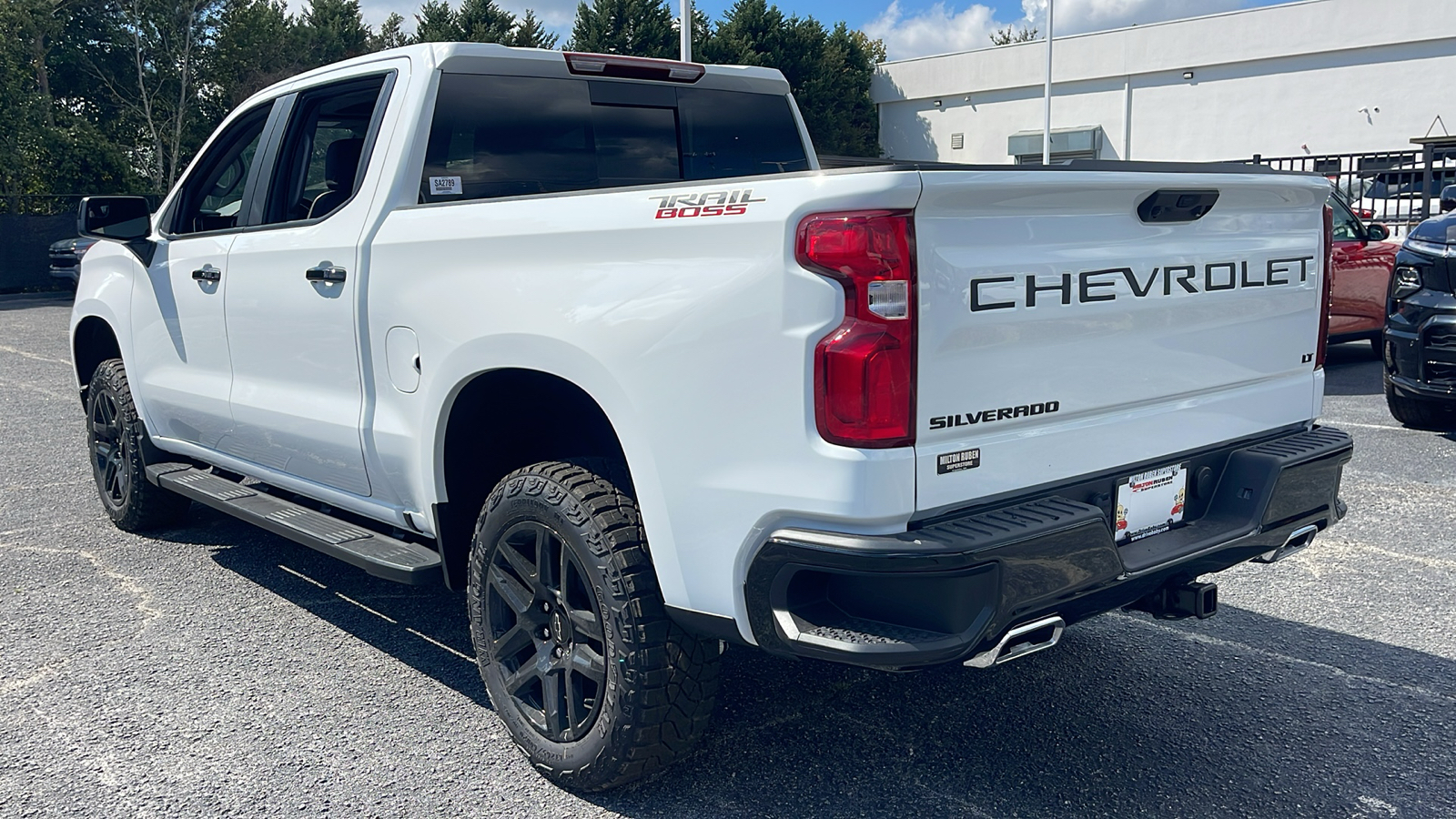 2024 Chevrolet Silverado 1500 LT Trail Boss 6