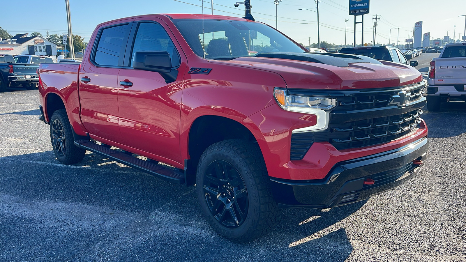 2024 Chevrolet Silverado 1500 LT Trail Boss 2