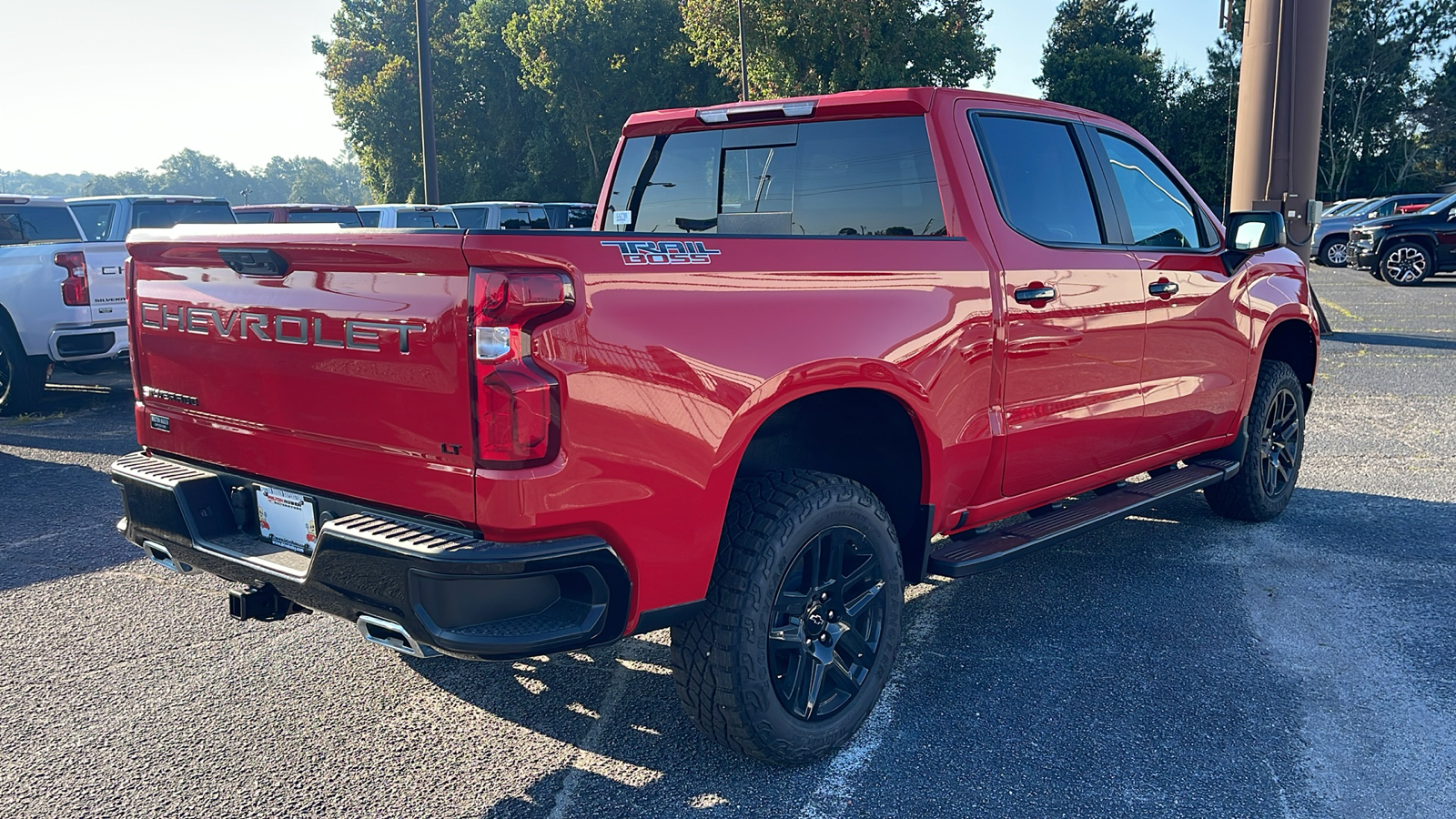 2024 Chevrolet Silverado 1500 LT Trail Boss 8