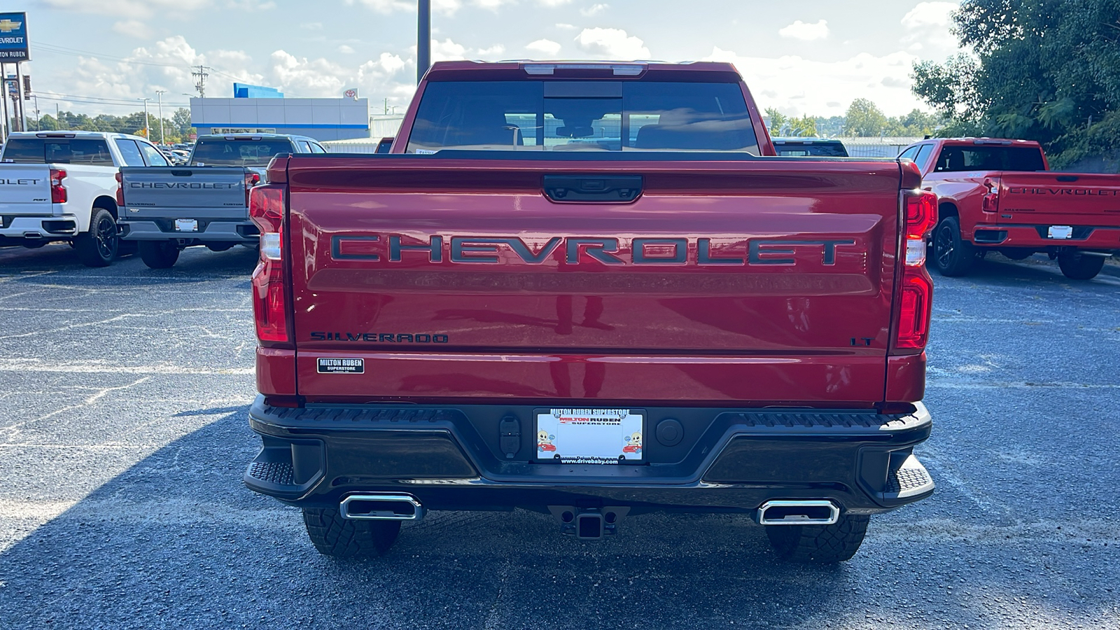 2024 Chevrolet Silverado 1500 LT Trail Boss 7