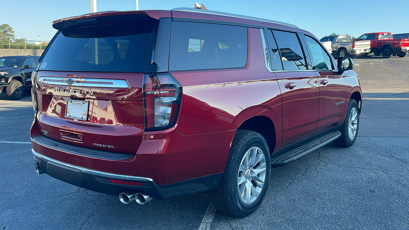 2024 Chevrolet Suburban Premier 8