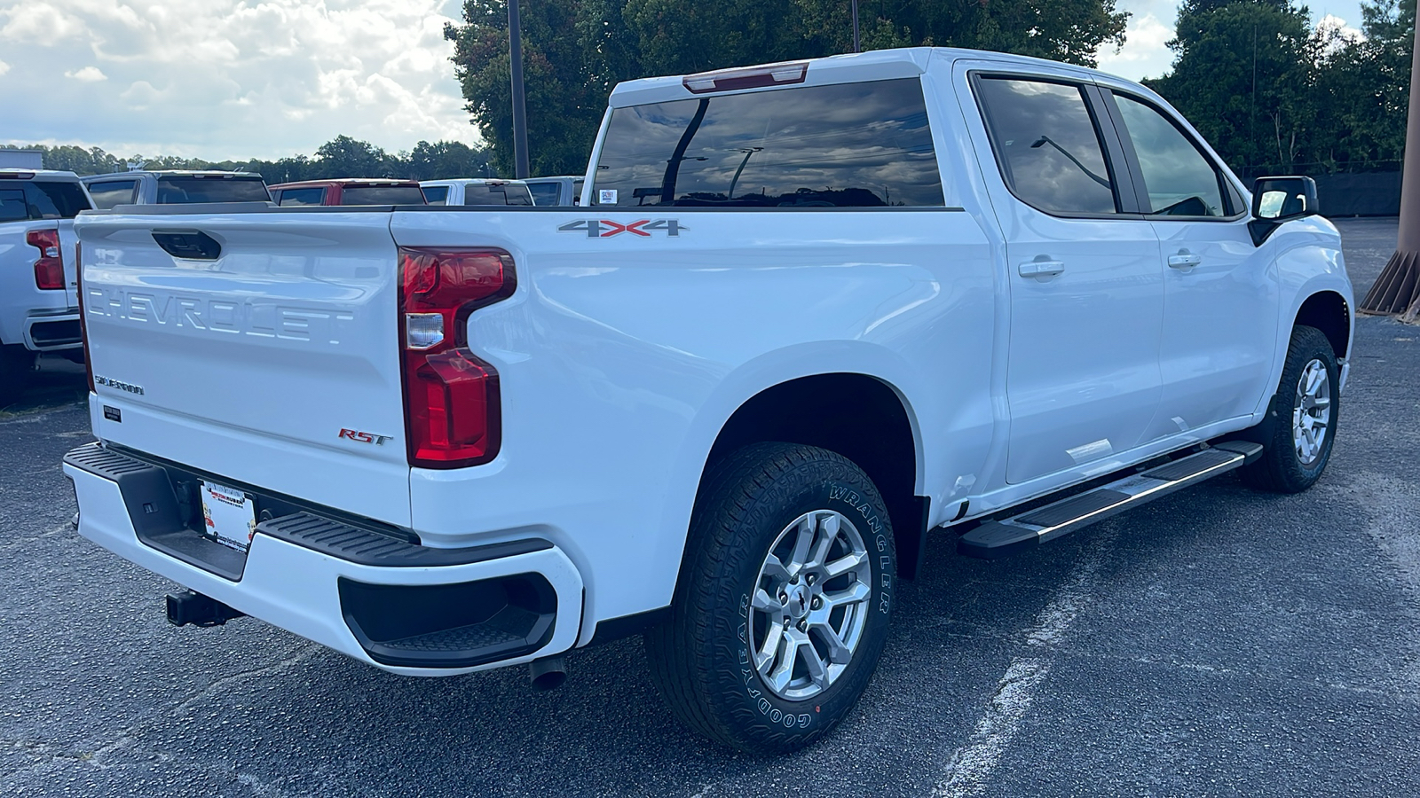 2024 Chevrolet Silverado 1500 RST 8