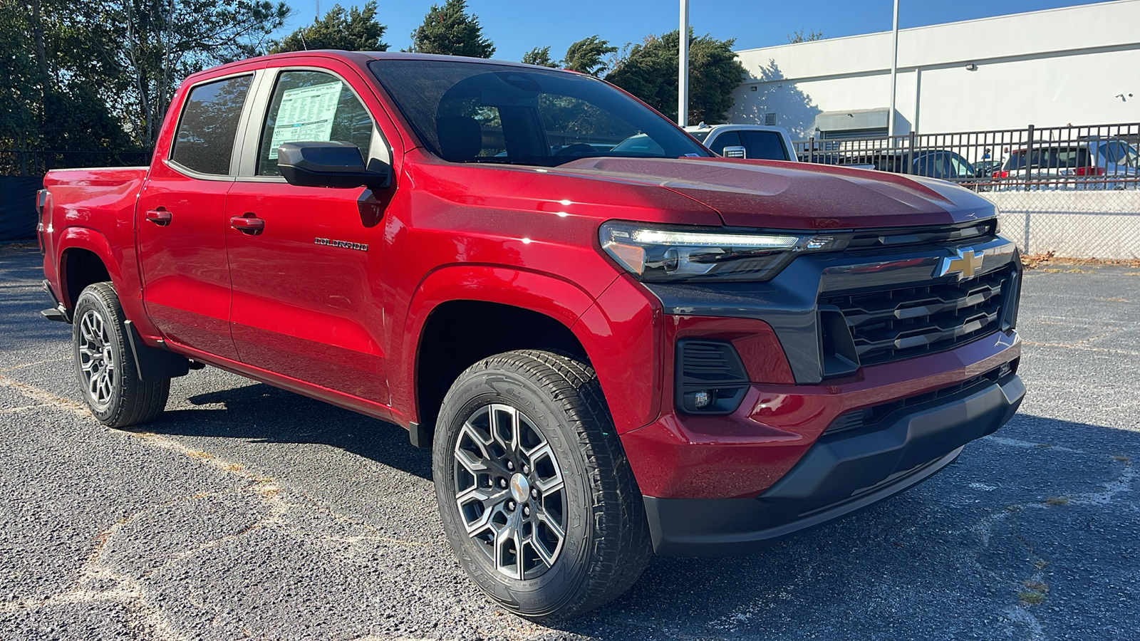 2024 Chevrolet Colorado LT 2