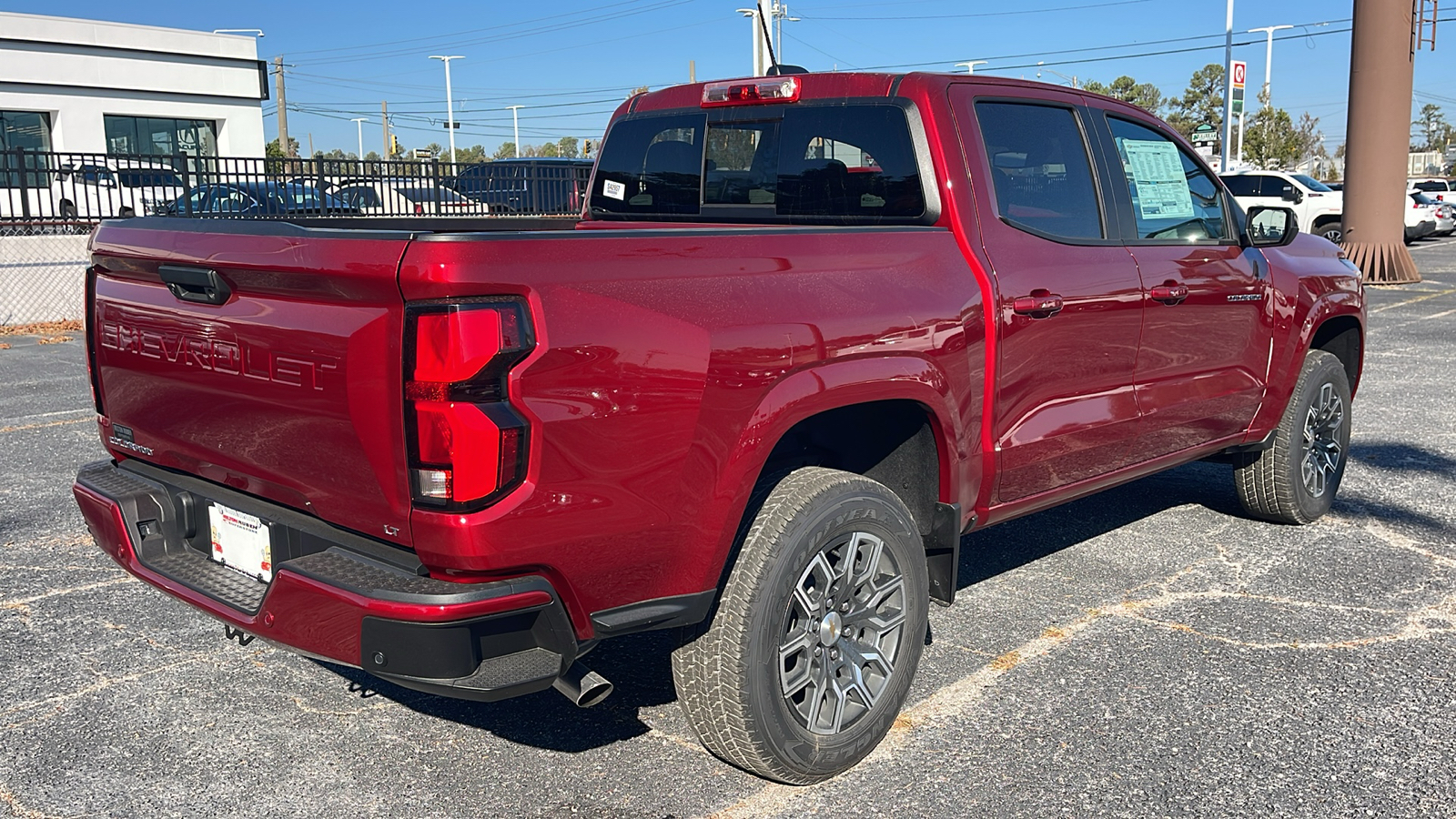 2024 Chevrolet Colorado LT 8