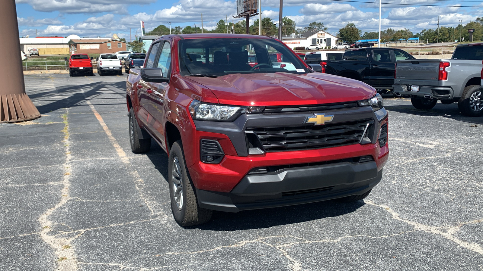 2024 Chevrolet Colorado LT 2