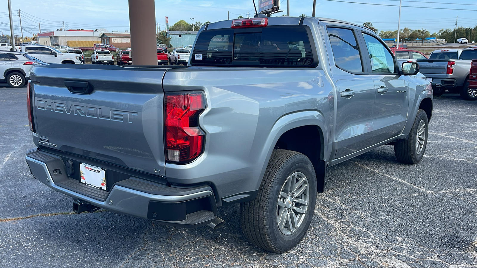 2024 Chevrolet Colorado LT 8