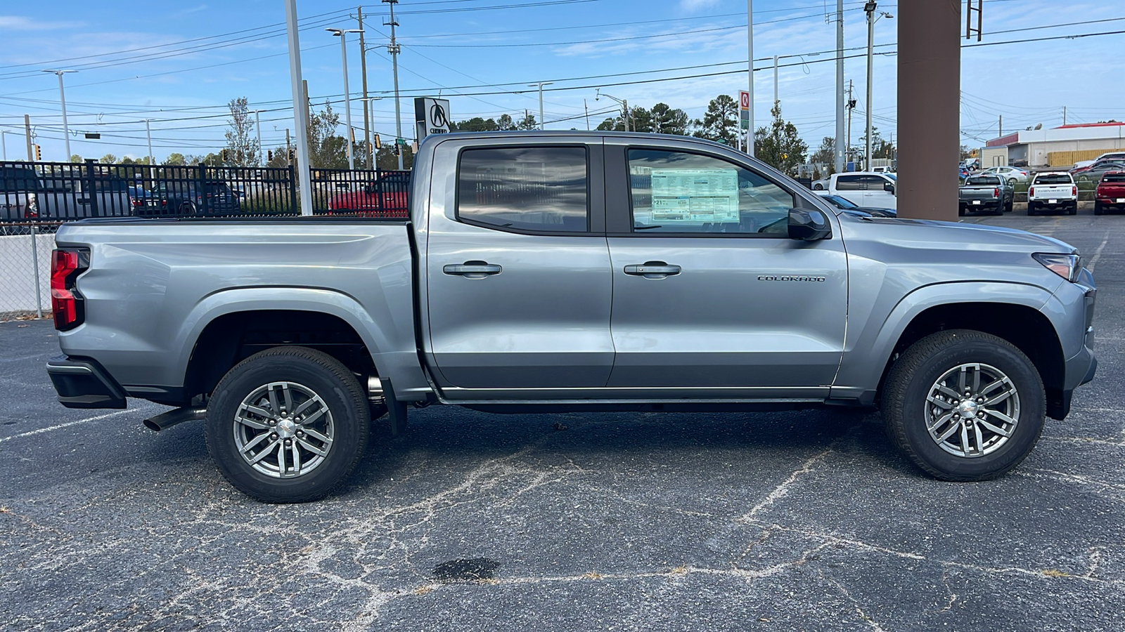 2024 Chevrolet Colorado LT 9