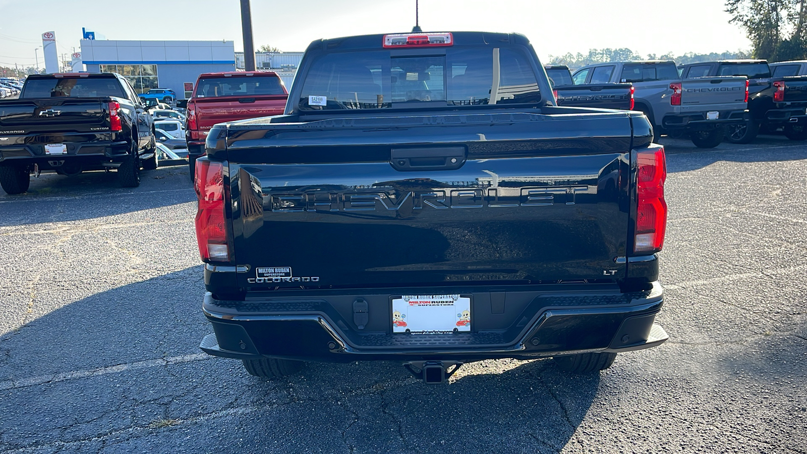 2024 Chevrolet Colorado LT 8