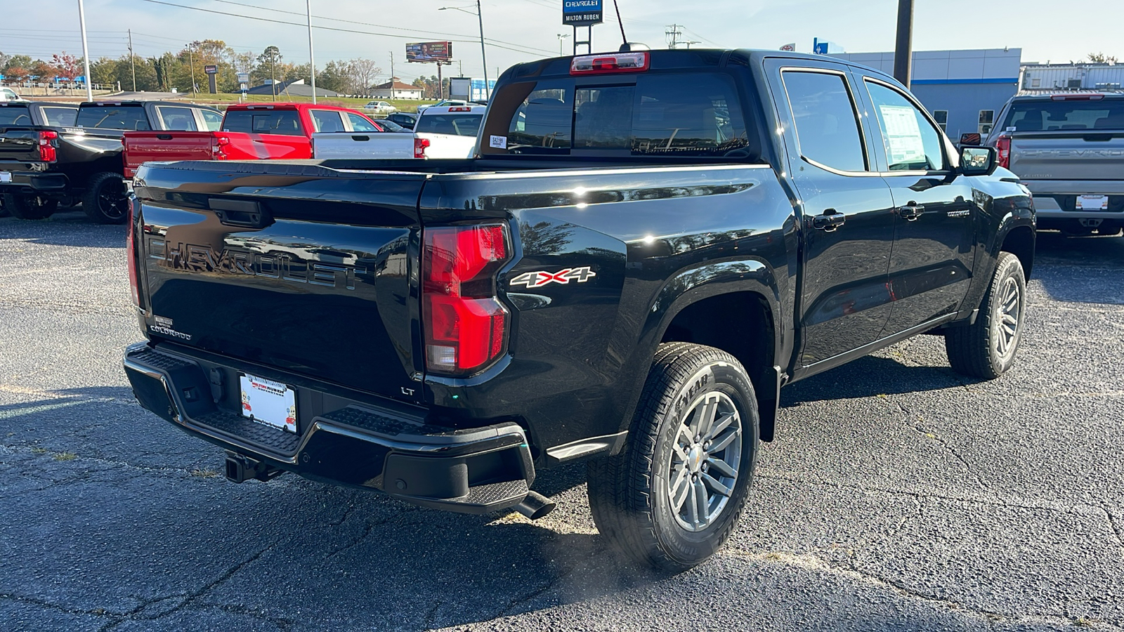 2024 Chevrolet Colorado LT 9