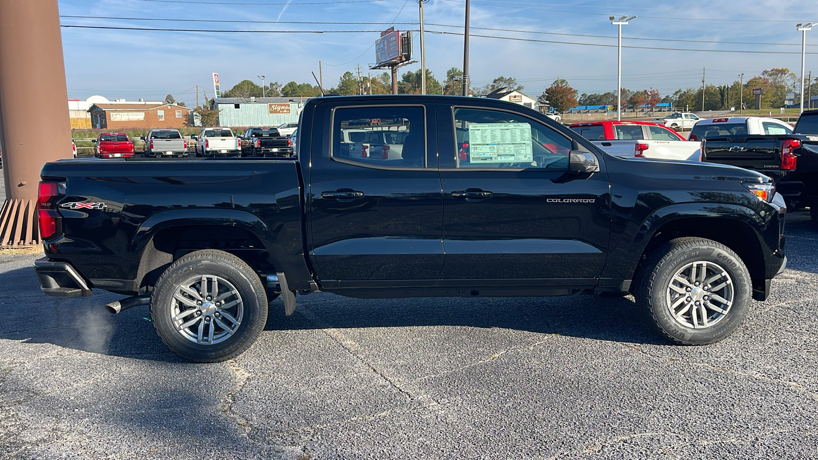 2024 Chevrolet Colorado LT 10