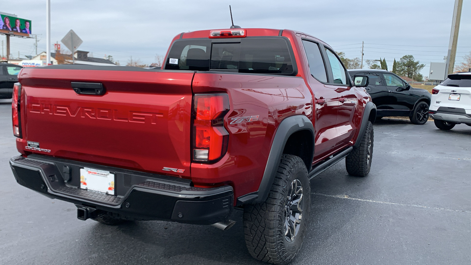 2024 Chevrolet Colorado ZR2 8