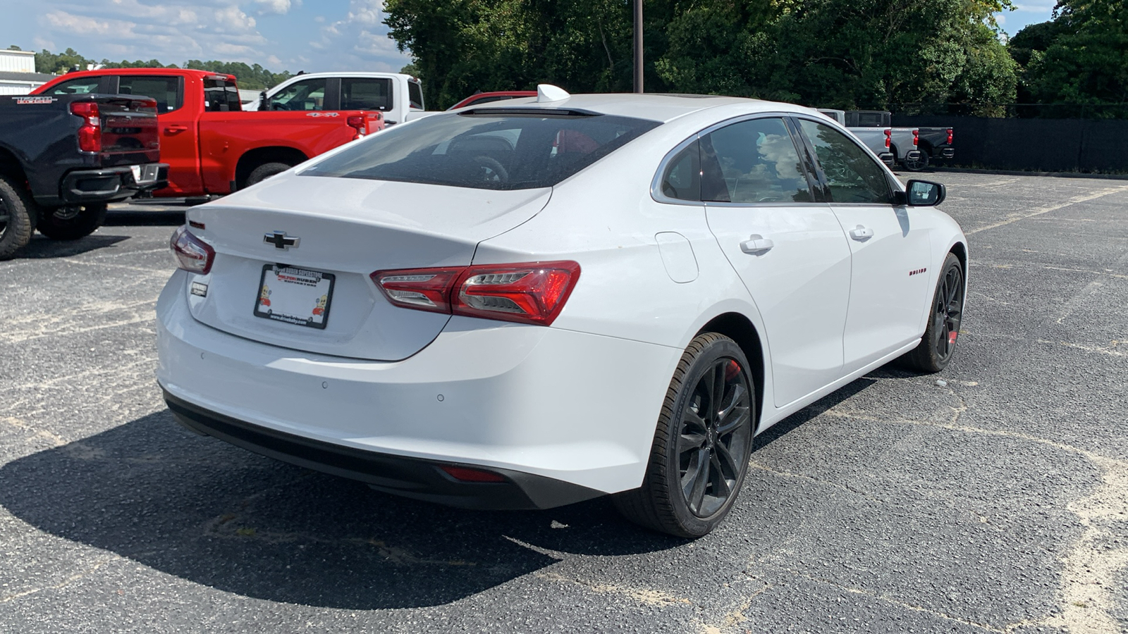 2025 Chevrolet Malibu LT 8