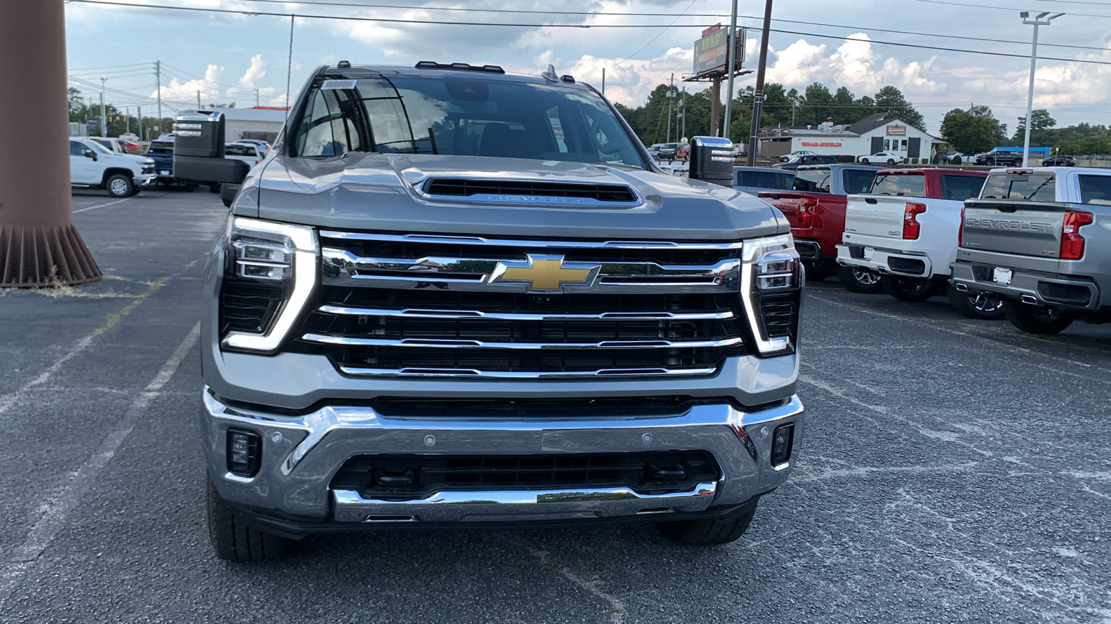 2025 Chevrolet Silverado 2500HD LTZ 3